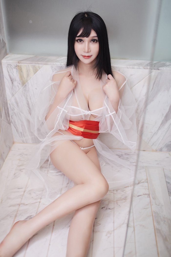 美胸女王李宓儿巨乳来袭尺度巨大