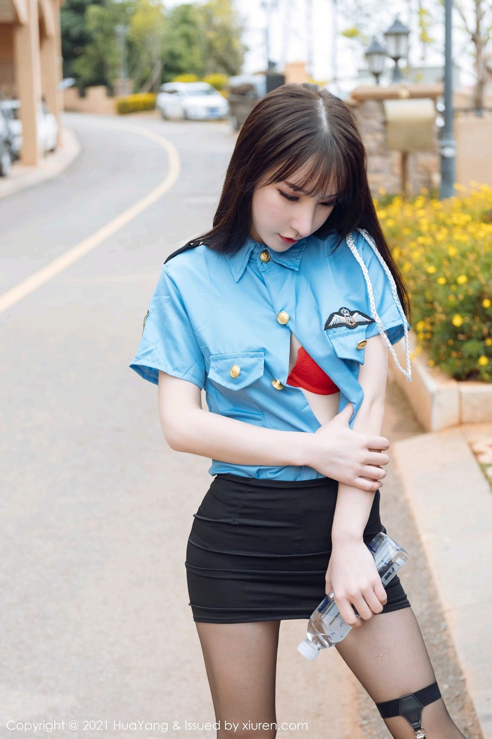 [HuaYang花漾写真] 2021.01.12 VOL.351 周于希Sandy 情趣制服与独特黑丝 [59+1P]