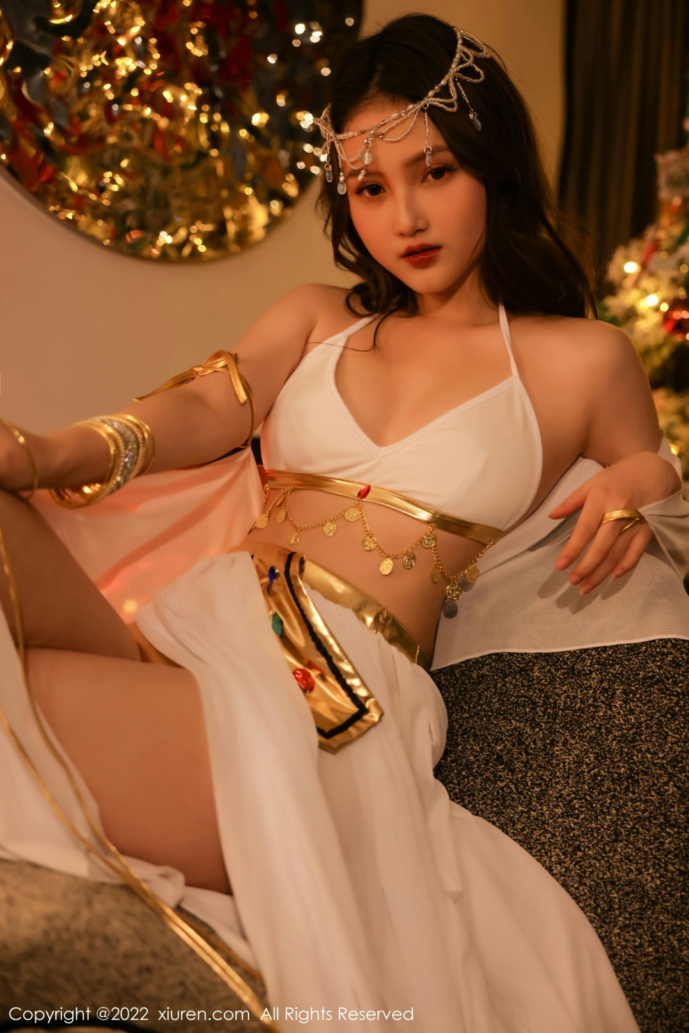 [XiuRen秀人网] 2022.03.29 No.4787 新人模特 你的兔妹妹 性感写真 [42+1P]