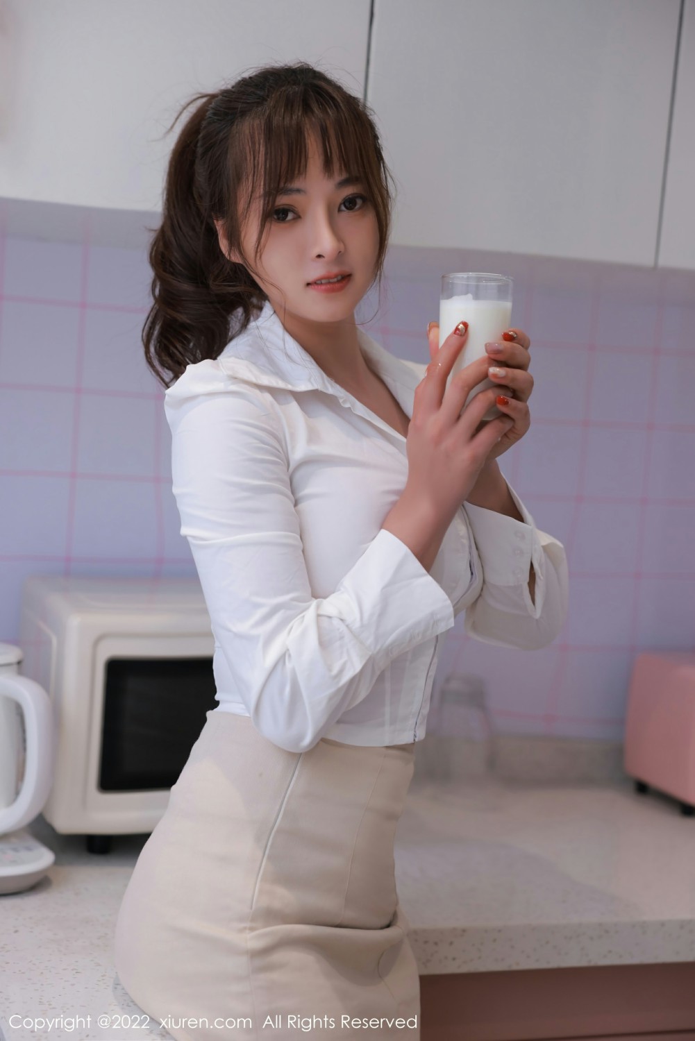 [XiuRen秀人网] 2022.04.14 No.4866 奈沐子 性感写真 [53+1P]