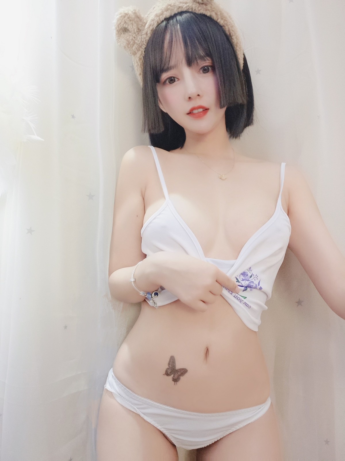 [COSPLAY]过期米线线喵 – 白色吊带