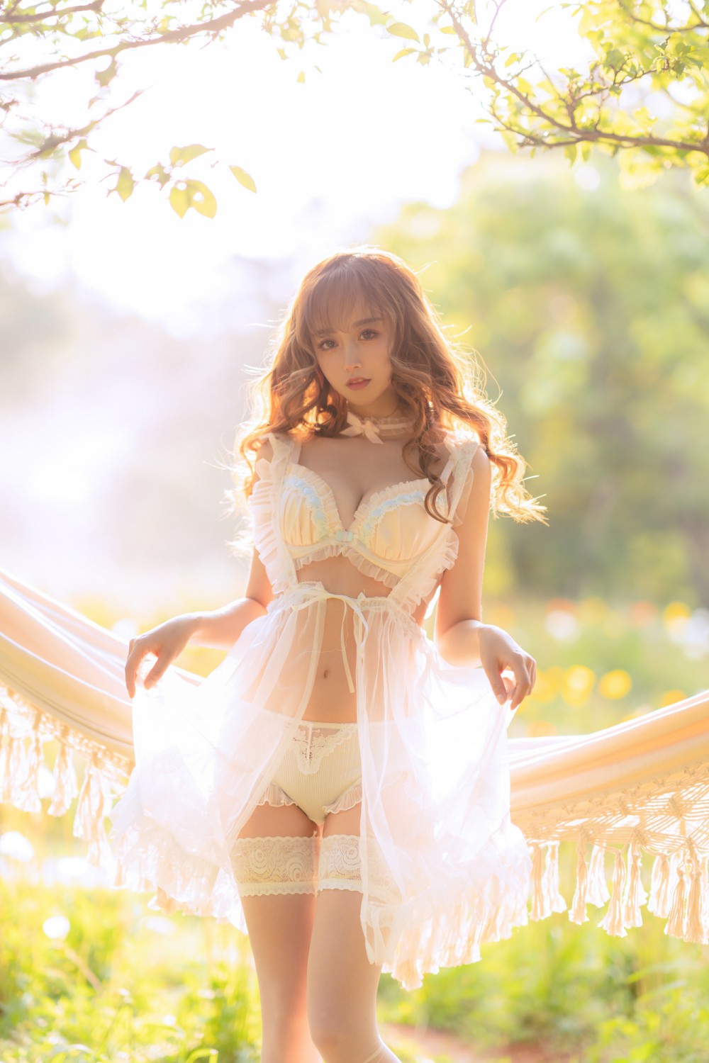 [COSPLAY]过期米线线喵 – 夏日限定 吊床