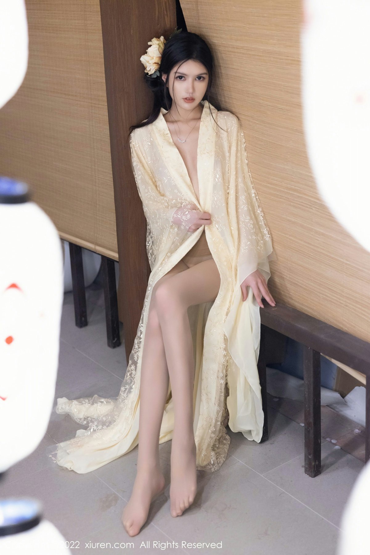 [XiuRen秀人网] 2022.08.04 No.5387 媛媛酱belle 淡黄色轻透古装 性感私房拍写真 [60+1P]