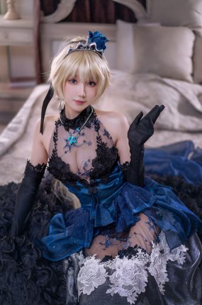 [COSPLAY]阿包也是兔娘 – 贞德婚纱