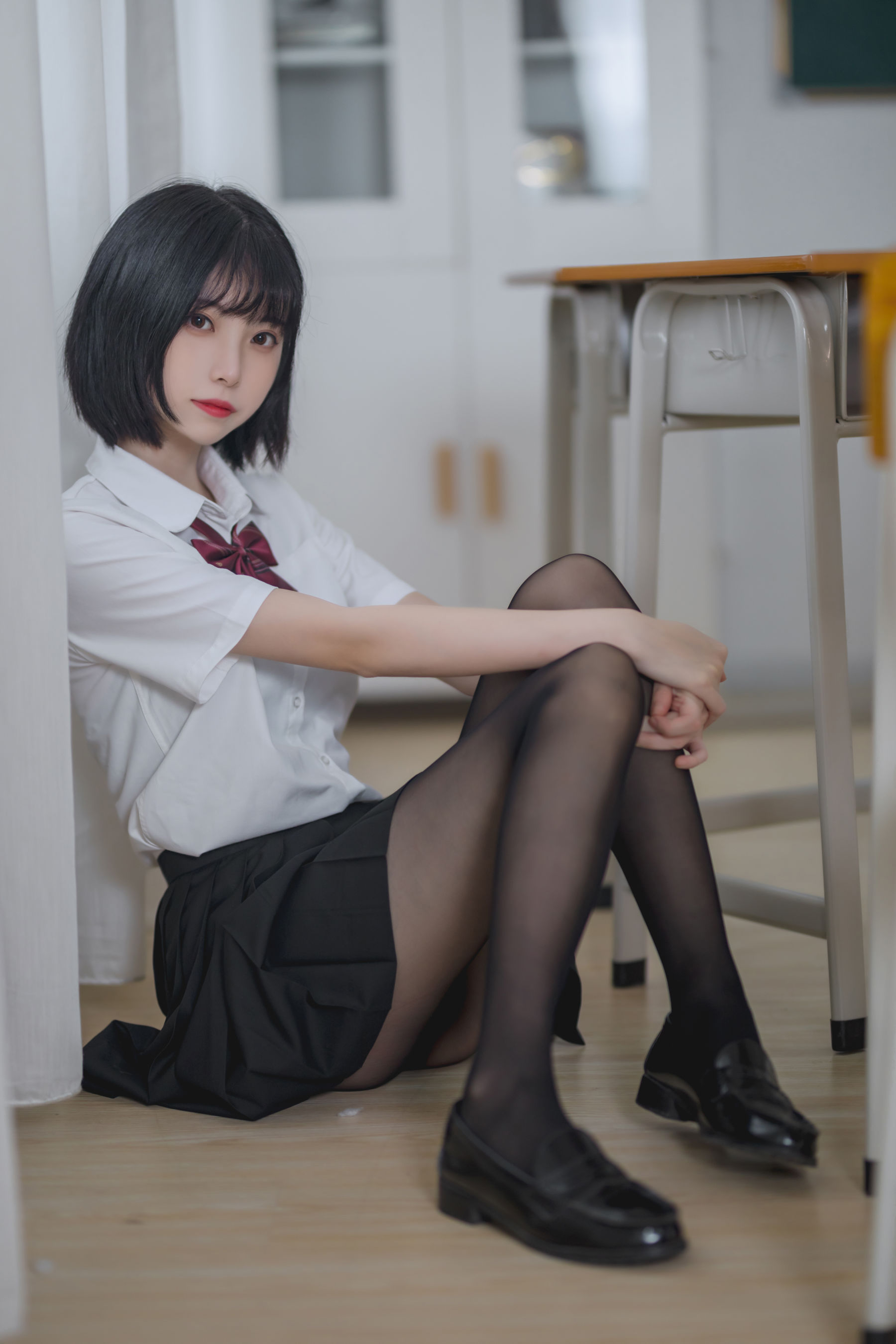 [COSPLAY]许岚 – 教室jk黑丝