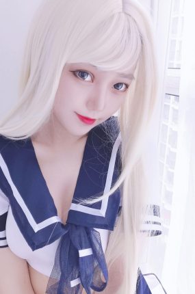 [COSPLAY]eloise软软 – 水手服