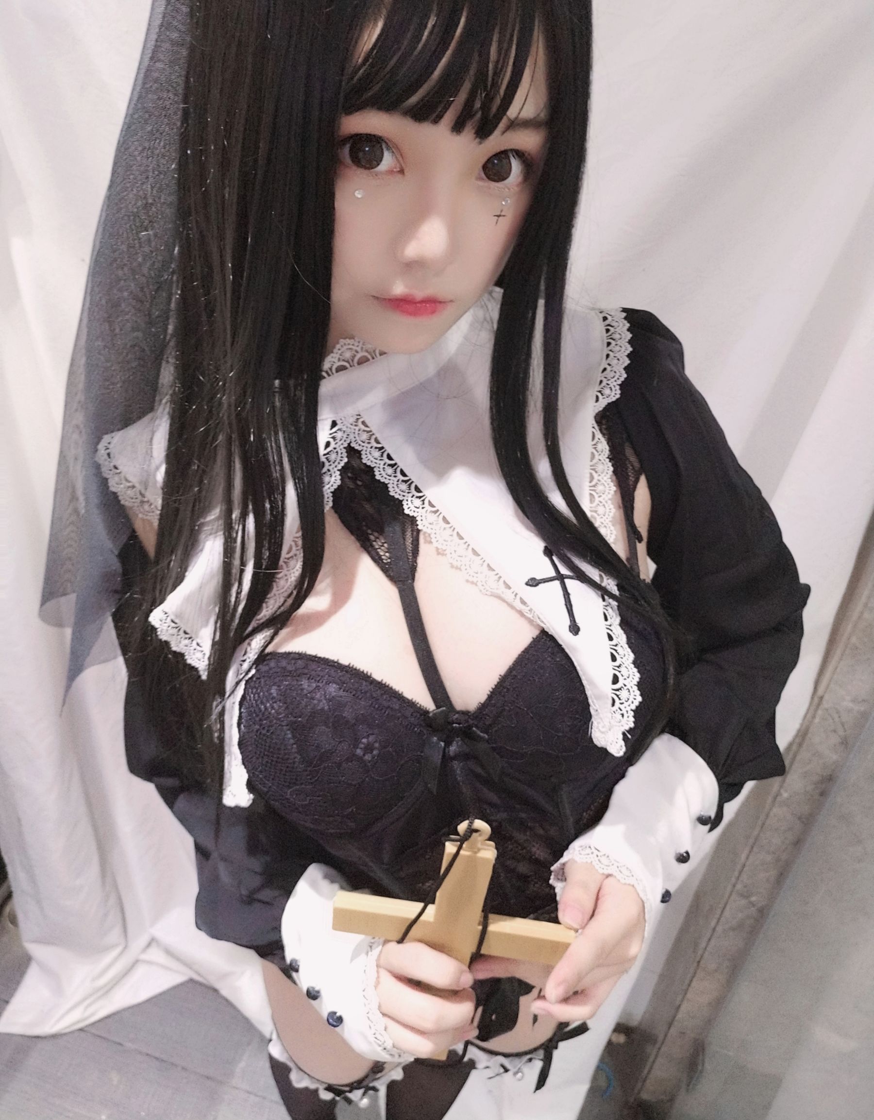 [COSPLAY]蜜汁猫裘 – 修女