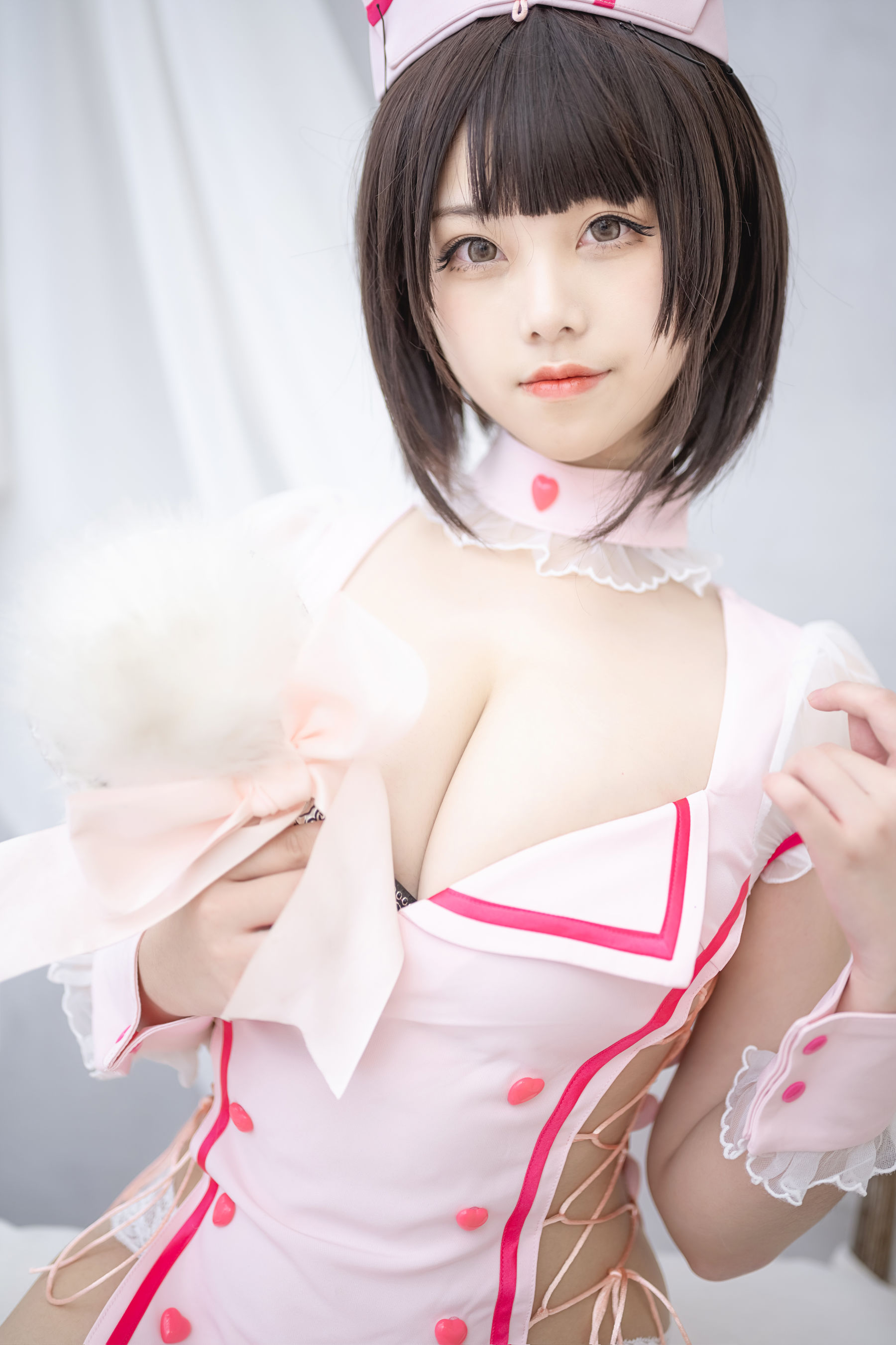 [COSPLAY]蜜汁猫裘 – 小护士