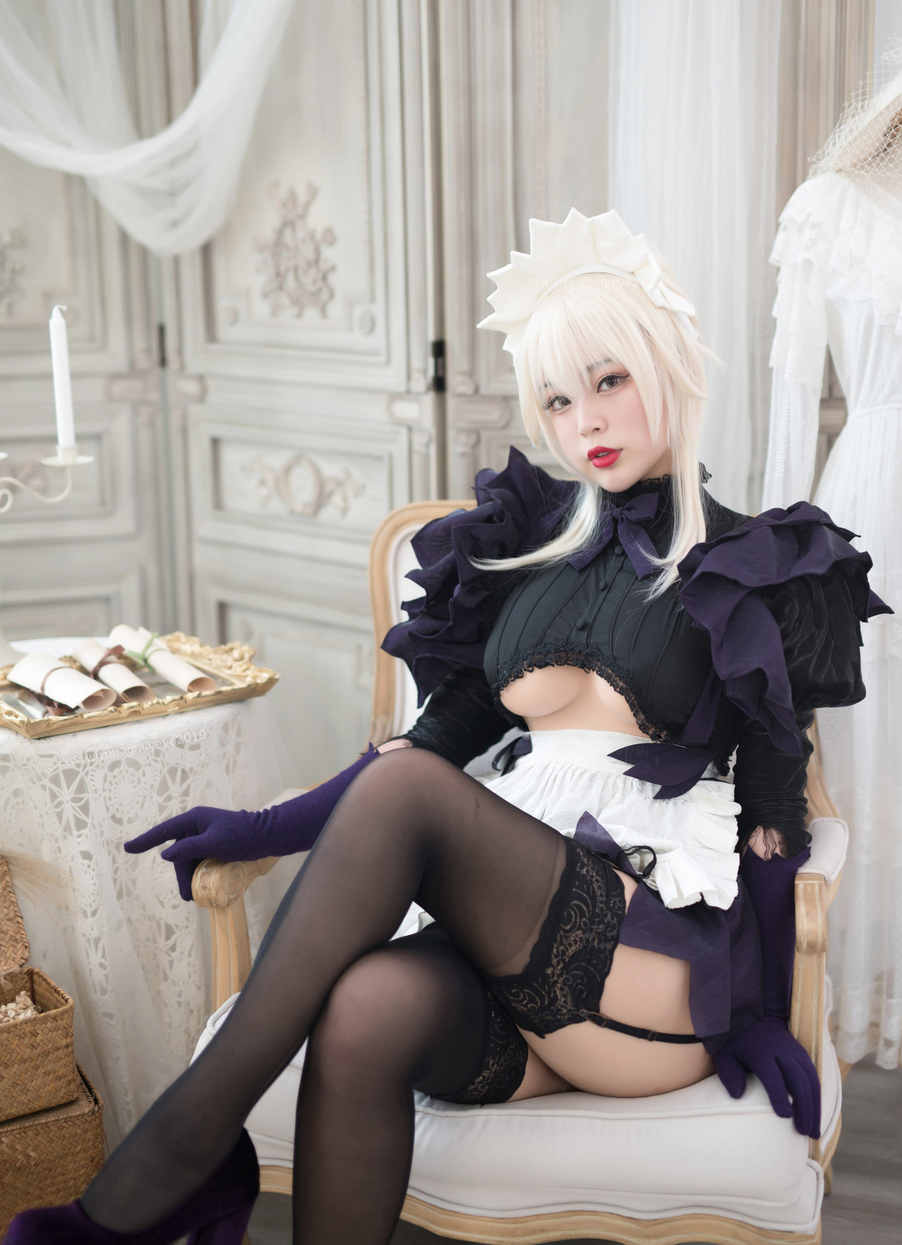 [COSPLAY]萌系小姐姐-白烨 – 黑枪呆女仆