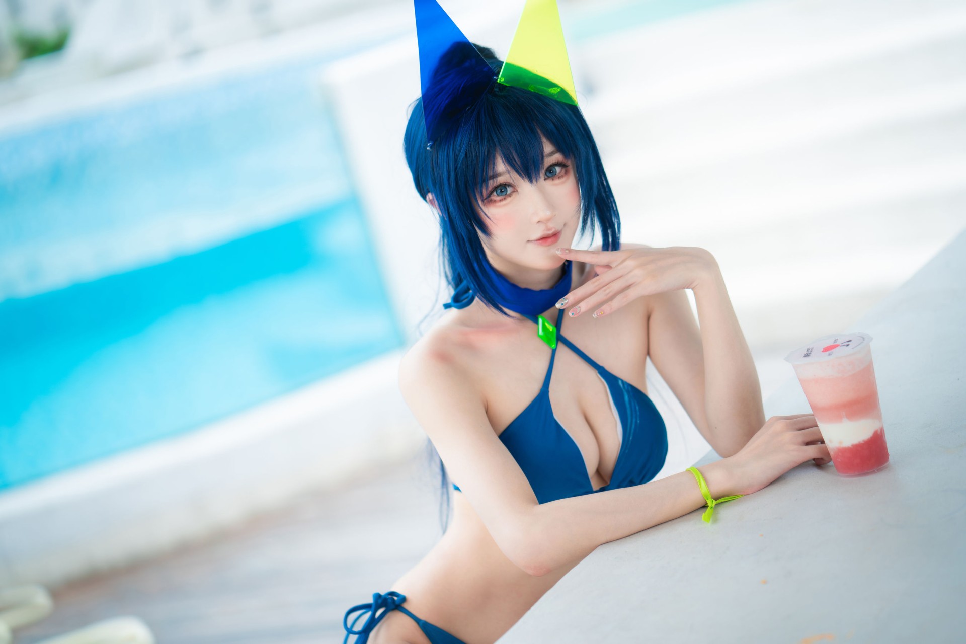 [COSPLAY]阿包也是兔娘 – 花园泳装