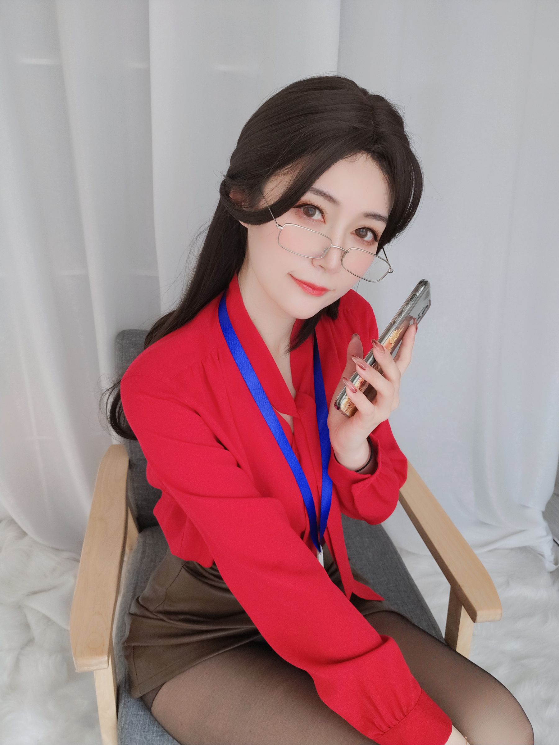 [COSPLAY] Coser小姐姐白银 – 新上任上司