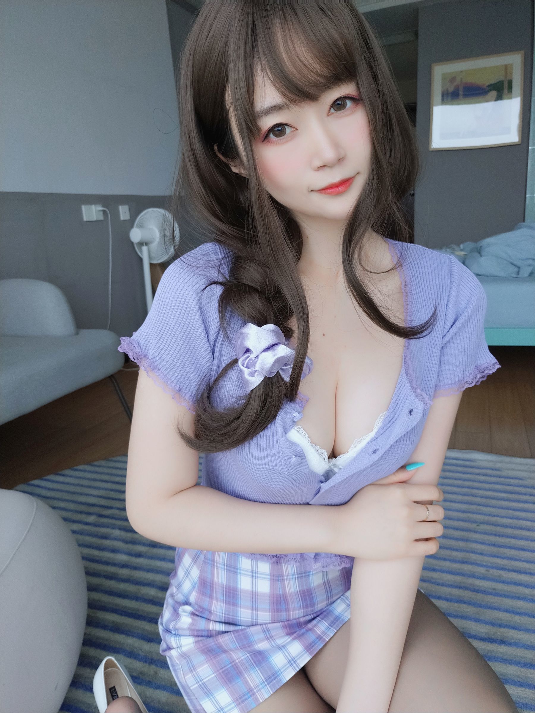 [COSPLAY] Coser小姐姐白银 – 香芋味