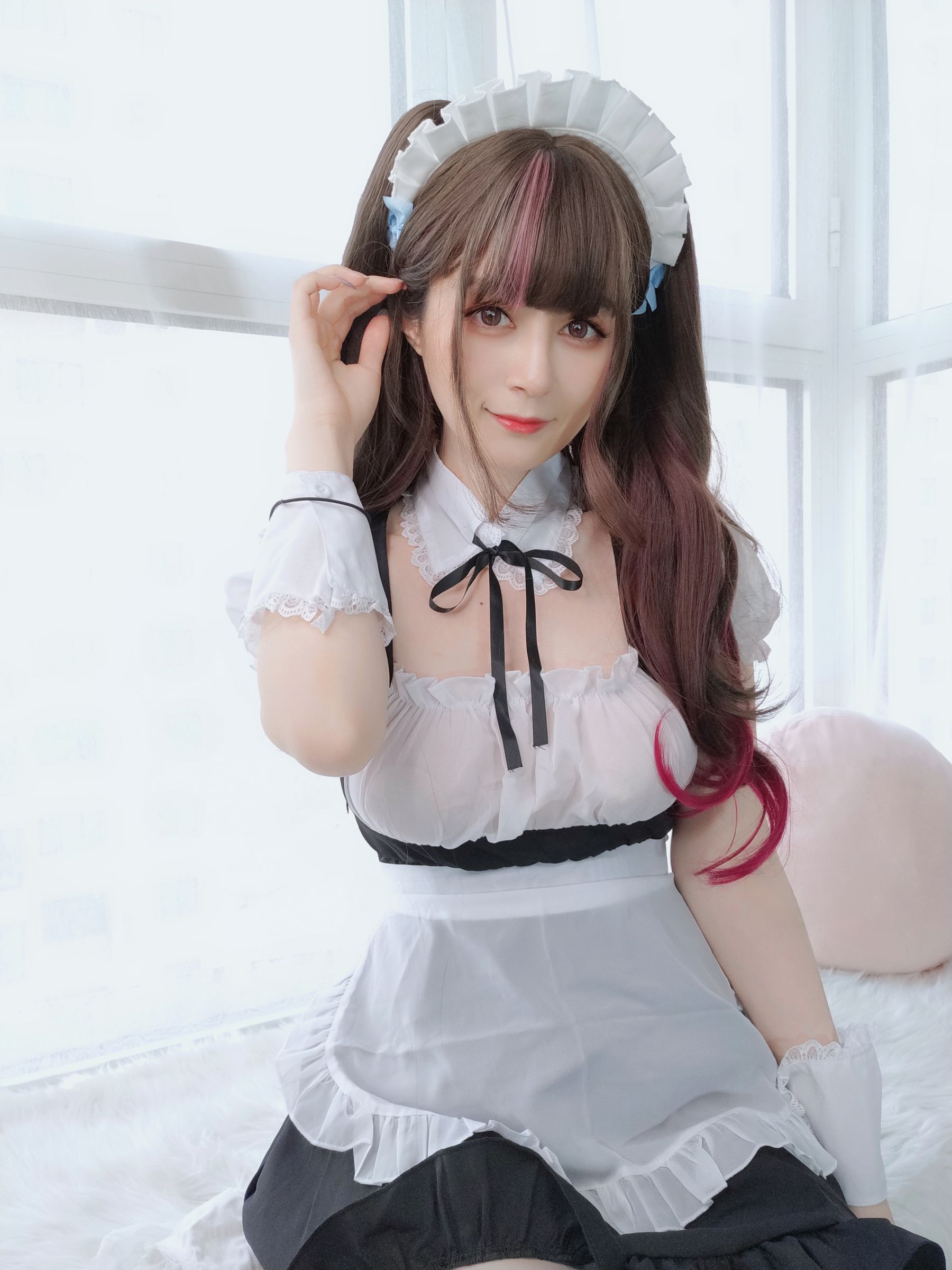 [COSPLAY] Coser小姐姐白银 – 主人满意吗