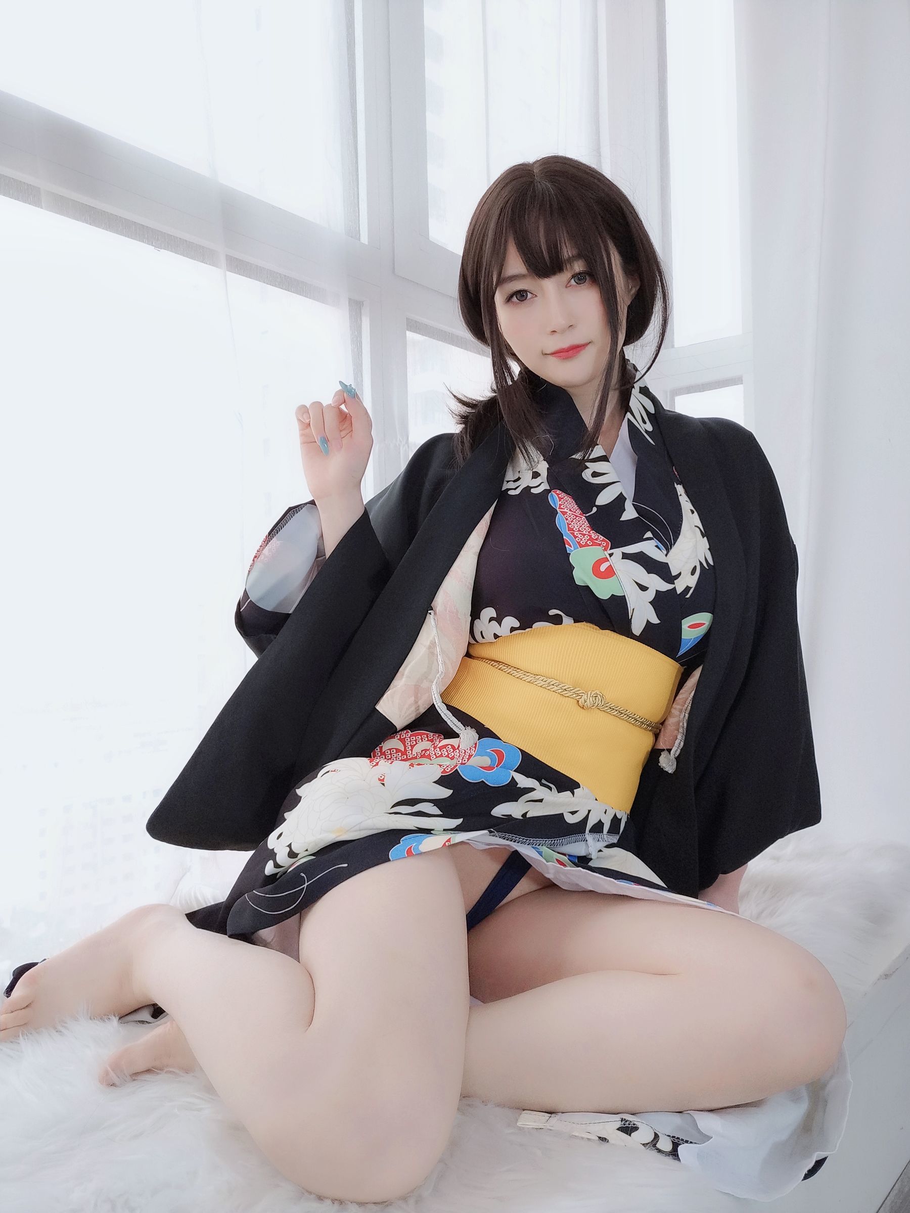 [COSPLAY] Coser小姐姐白银 – 和服下的秘密