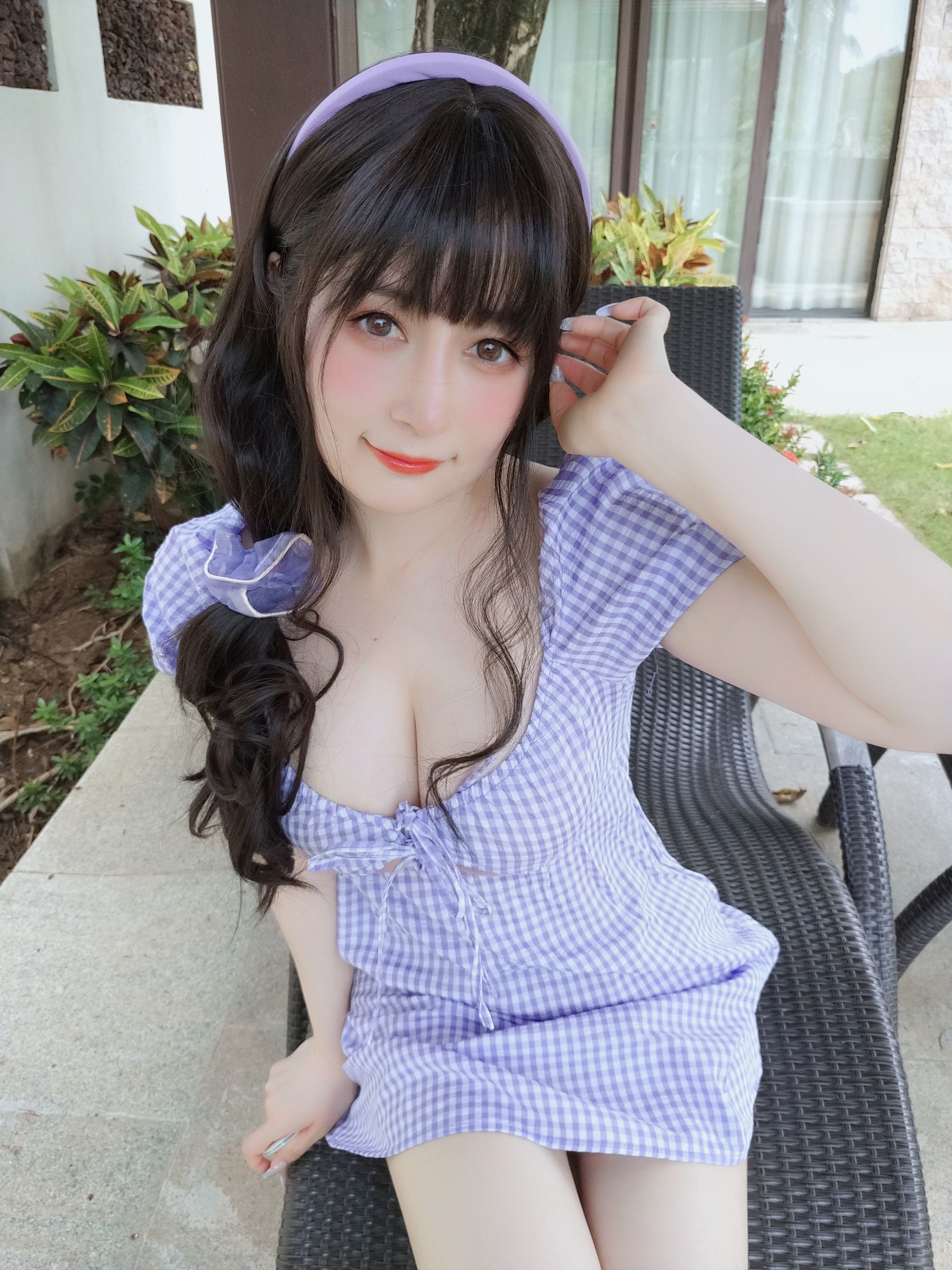 [COSPLAY] Coser小姐姐白银 – 夏日的格子连衣裙