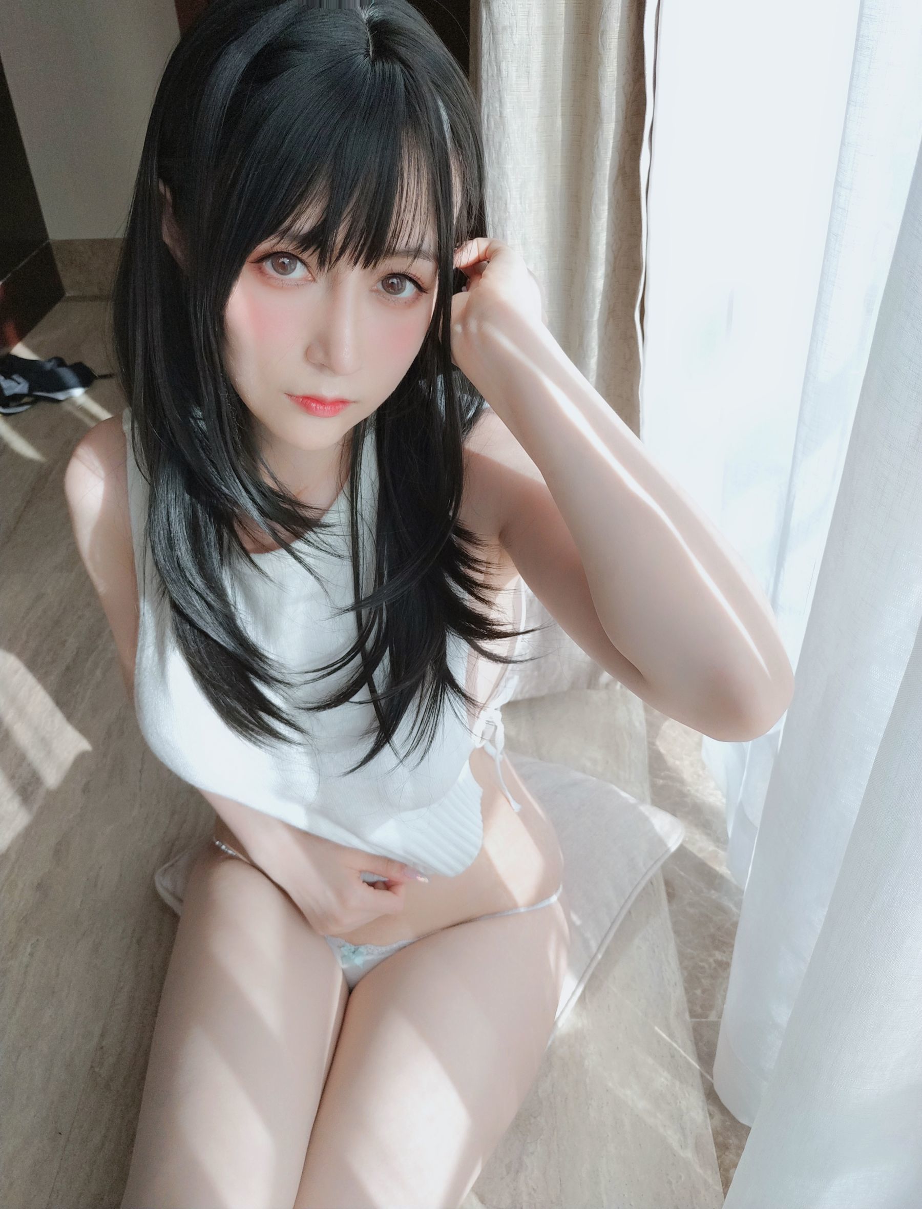 [COSPLAY] Coser小姐姐白银 – 诱人的毛衣